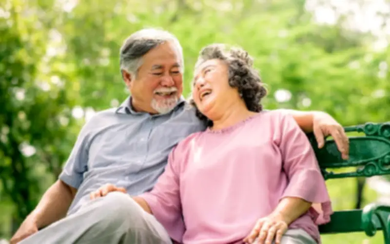 Bí Quyết Sống Thọ Của Người Thông Thái: Buông Bỏ 8 Điều Để Hậu Vận An Yên