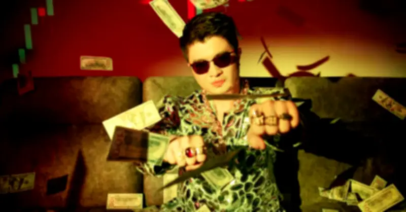 Bộ sưu tập ngon tiền tỷ của Mr. Pips và bạn gái gây chú ý