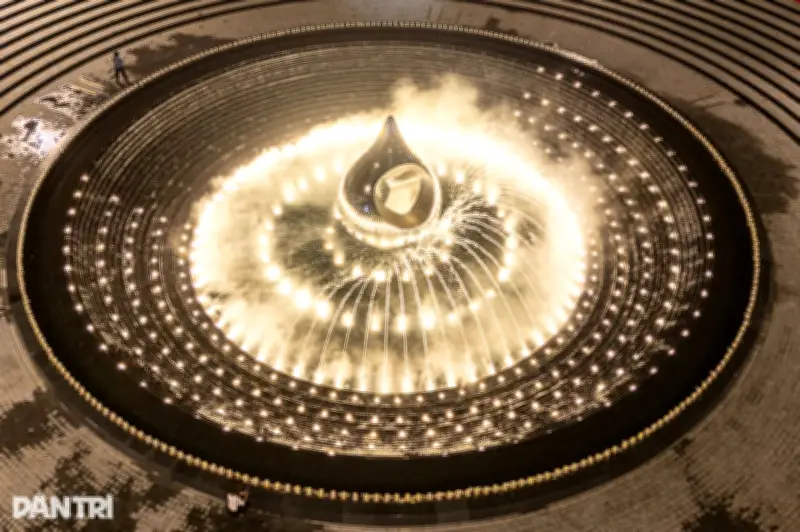 Bí thư Thành ủy TP.HCM lên tiếng về hình ảnh 'giọt nước mắt' tại công viên số 1 Lý Thái Tổ