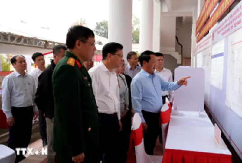 Bí thư Tỉnh ủy Tuyên Quang ra soát kỹ tưng khâu chuẩn bị cho ngày bầu cử