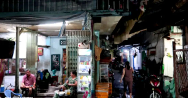 Bí thư Trần Lưu Quang trăn trở về điều kiện sống chật chội tại khu Mả Lạng, chợ Gà Gạo