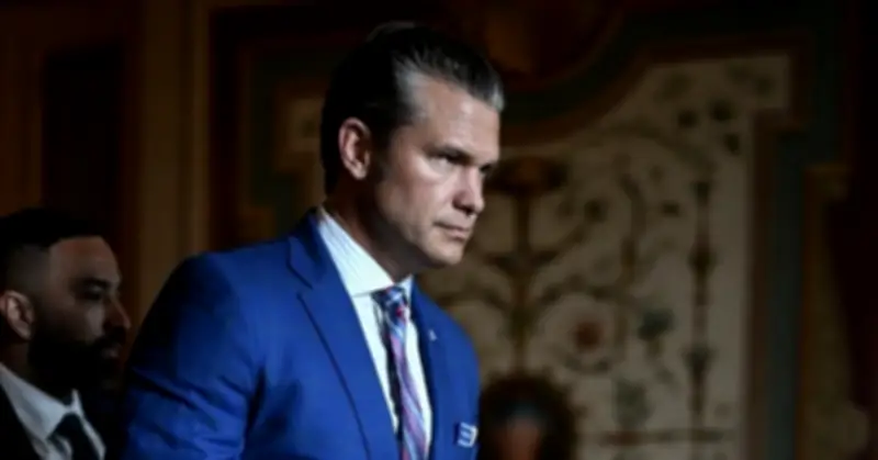 Bộ trưởng Chiến tranh Mỹ nói tấn lãnh tụ tối cao Iran bị thương nặng