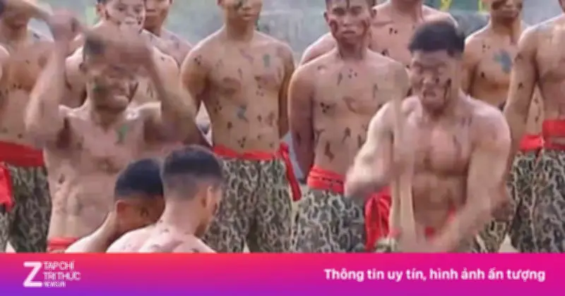 Bộ trưởng Quốc phòng Trung Quốc xem biểu diễn đặc công Việt Nam