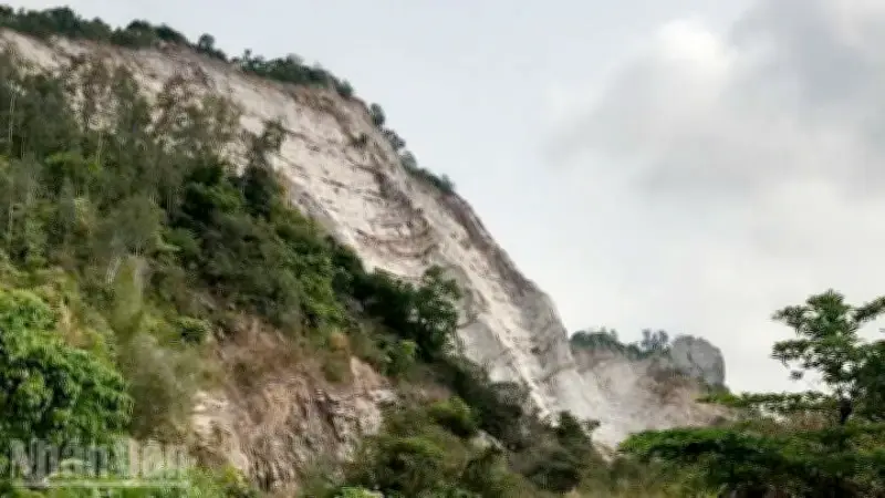 Bộ Xây dựng đề nghị An Giang hỗ trợ vật liệu cho dự án cao tốc trọng điểm