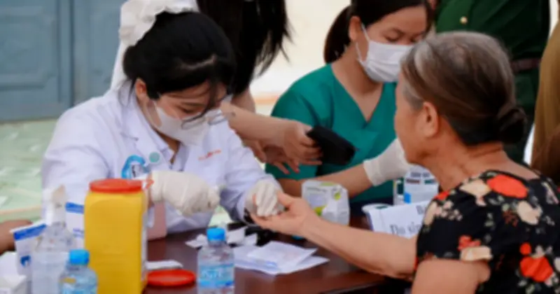 Bộ Y tế lấy ý kiến dự thảo miễn phí khám sức khỏe định kỳ cho người cao tuổi, người nghèo