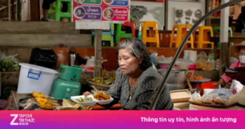 Bangkok: Giá đồ ăn đường phố tăng 5 baht do áp lực xăng dầu và chi phí leo thang