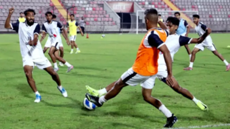 Bangladesh sang sớm chuẩn bị đối đầu Việt Nam, nổi bật với tiền vệ từng chơi Premier League