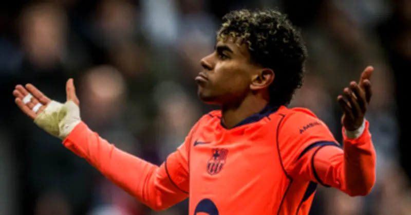 Barcelona Thoát Thua Ở 'Địa Ngục' Newcastle, Ánh Sáng Từ Lamine Yamal
