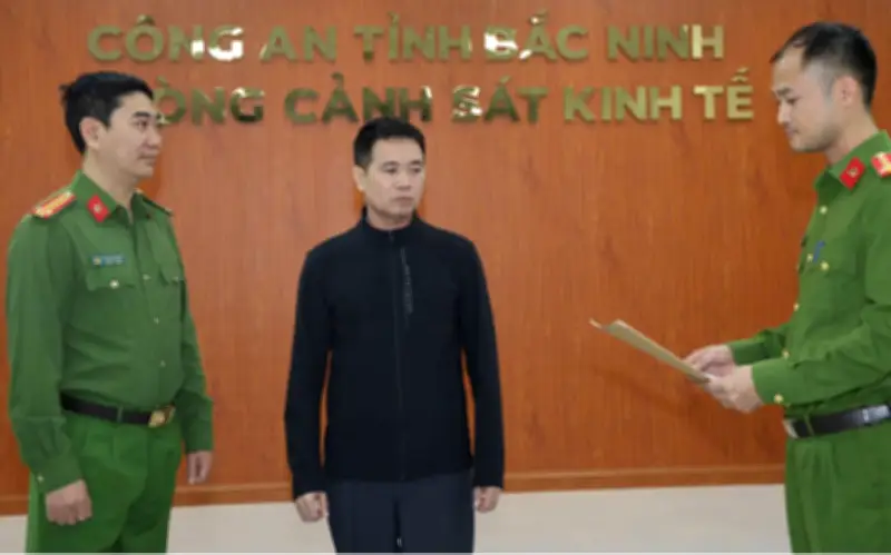 Bắc Ninh: Khởi tố chủ cơ sở sản xuất giấm giả từ phụ gia hóa học