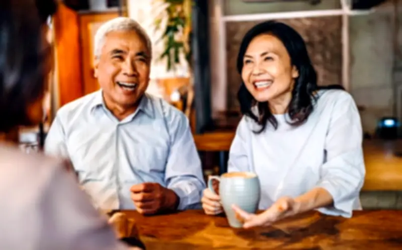 Bước qua tuổi 70, người già thông thái đã sớm chuẩn bị 5 túi hành trang này