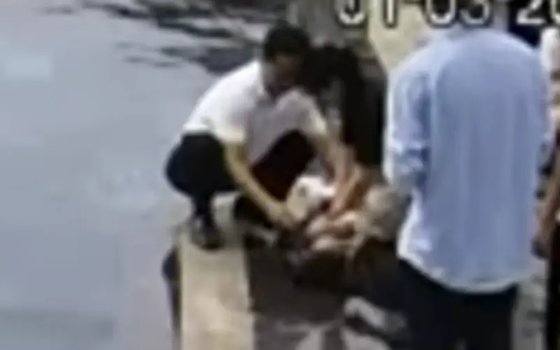 Bác sĩ Bạch Mai cứu sống trẻ đuối nước, phản xạ cấp cứu từ đào tạo bài bản