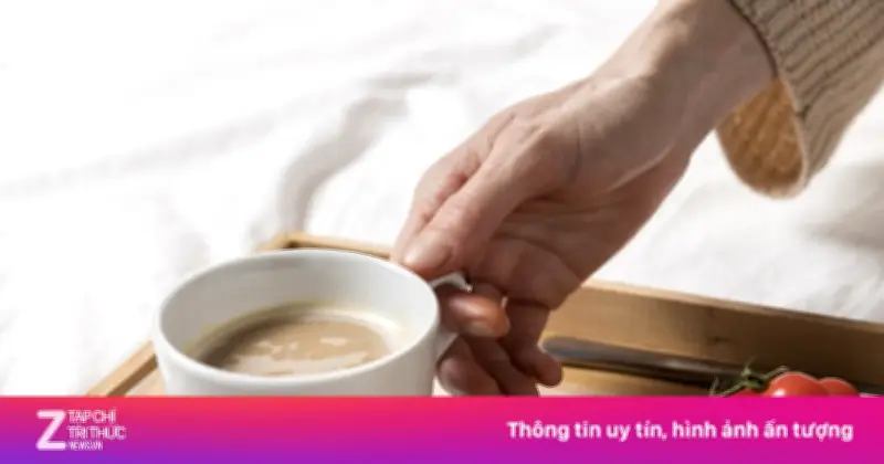Bác sĩ tim mạch giải đáp: Uống cà phê mỗi ngày có an toàn cho tim không?