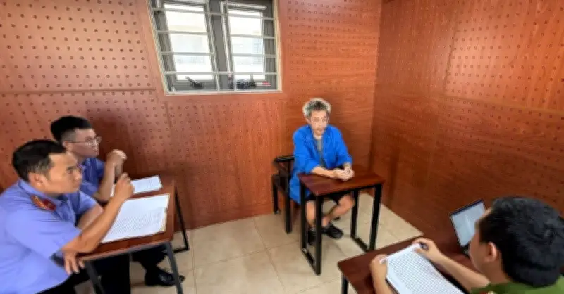 Bác sĩ tâm linh 'Ròm' khai chiêu trò trừ tà để lừa nhiều người