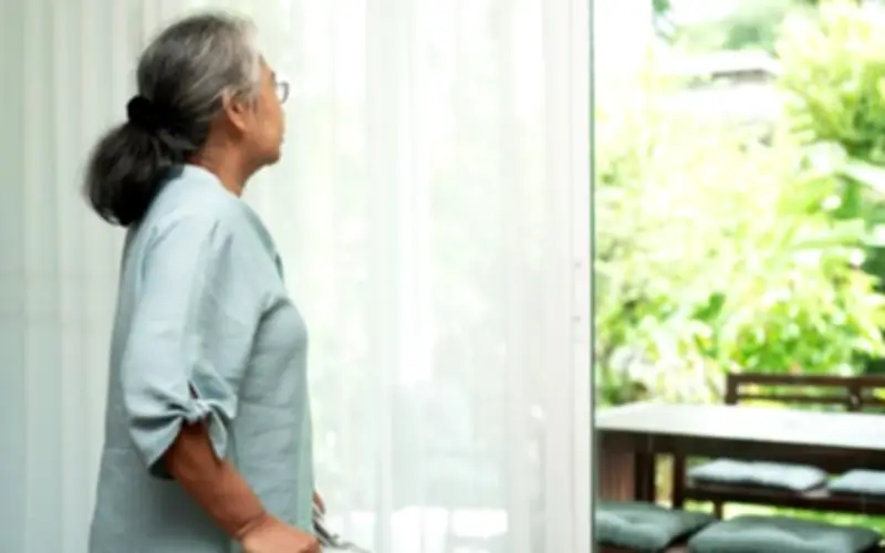 Bước vào tuổi già mới hiểu: Mất đi điều này thì tiền bạc cũng vô nghĩa