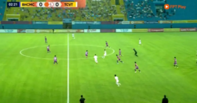 Becamex Bình Dương Hòa The Cong Viettel 1-2, Dấu Ấn Khang Khuất Văn