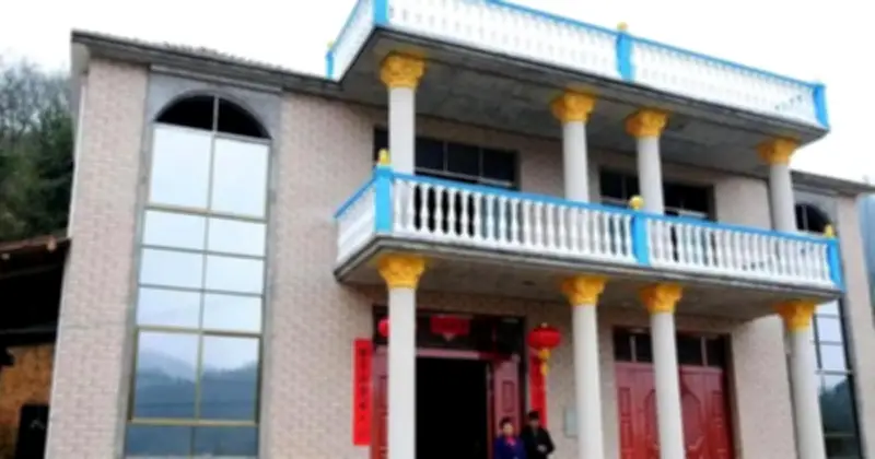 Bài học đắt giá: Xây nhà lớn ở quê - Sai lầm tài chính lớn nhất đời