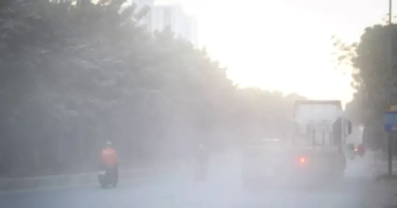 Bụi đô thị: Nguồn ô nhiễm thầm lặng và bài học từ Bắc Kinh cho Hà Nội
