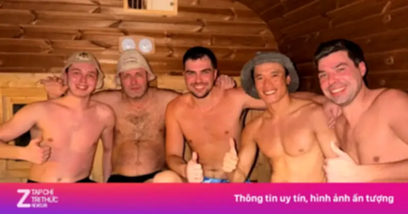 Bùi Tiến Dũng cùng gia đình trải nghiệm trượt tuyết, khoảnh khắc ấm áp