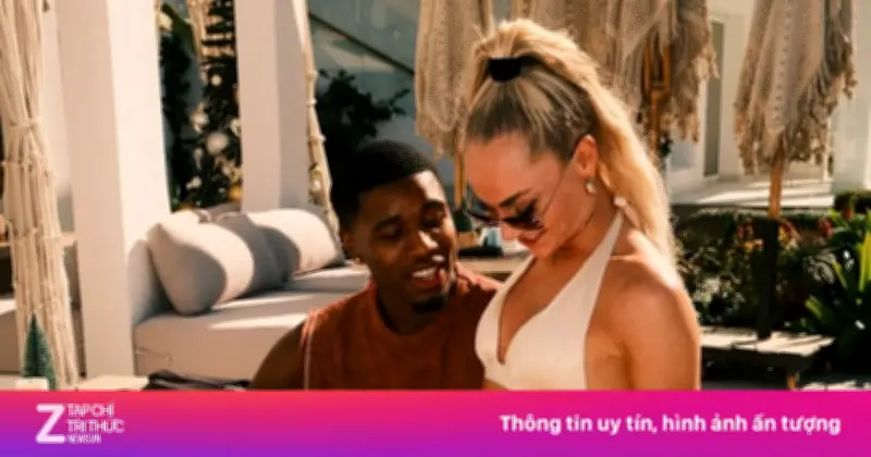 Bạn trai 'nữ cầu thủ đẹp nhất thế giới' gặp khó vì danh tiếng từ Love Island