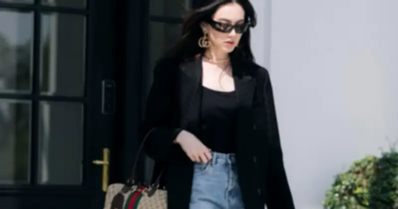 Bông Tai To Bản: Từ Phụ Kiện Thời Thượng Đến Công Cụ Thể Hiện Cá Tính