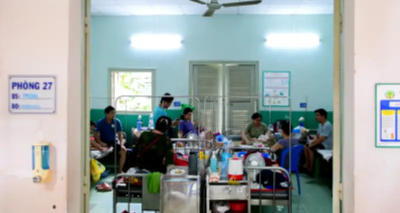 Bệnh tay chân miệng ở trẻ nhỏ: Nguyên nhân, triệu chứng và cách phòng ngừa