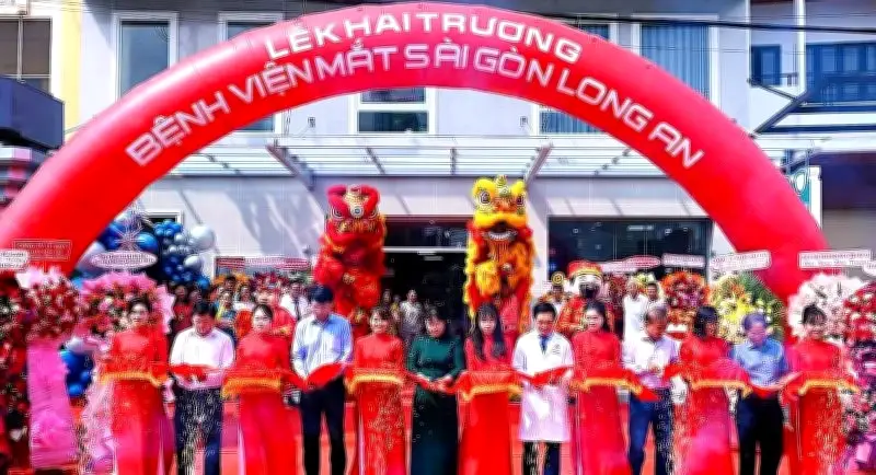 Bệnh viện Mắt Sài Gòn Long An khai trương, nâng cao dịch vụ chăm sóc mắt tại Tây Ninh