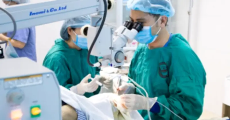 Bệnh viện Nhiệt đới TP.HCM tuyển bác sĩ hạng III: Không ai đạt yêu cầu, cộng đồng mạng sốc