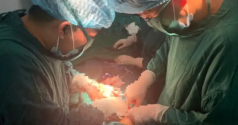 Bệnh viện Quảng Trị phẫu thuật thành công cho sản phụ bị u nang buồng trứng xoắn hoại tử