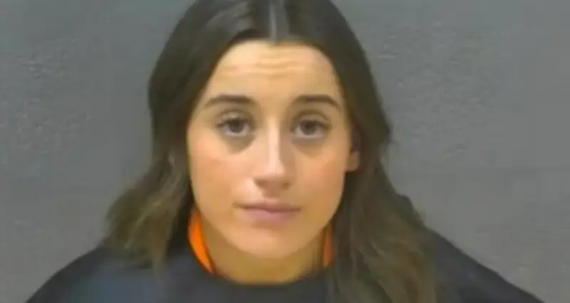 Bạo mẫu hành hạ bé gái chưa đầy 2 tuổi suốt 21 tiếng: Cơn ác mộng của một gia đình