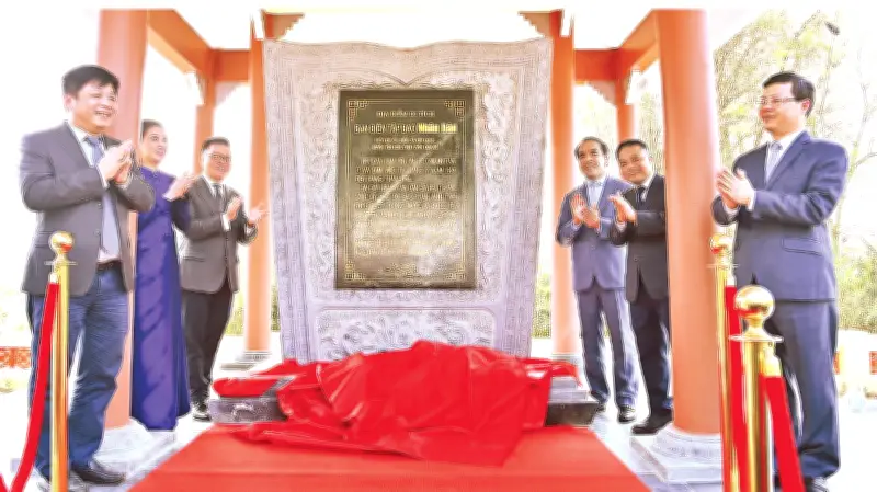 Báo Nhân Dân Gìn Giữ Di Sản: Từ Cội Nguồn Tuyên Quang Đến Hang Báo Phú Thọ