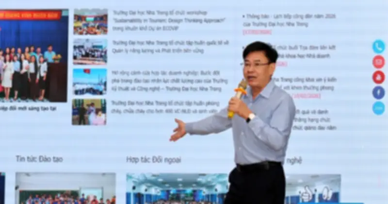 Báo Thanh Niên tập huấn nghiệp vụ truyền thông cho đội ngũ Trường ĐH Nha Trang