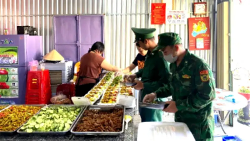 Bếp Ăn 0 Đồng Ấm Lòng Người Dân Vùng Biển Xuân Đài