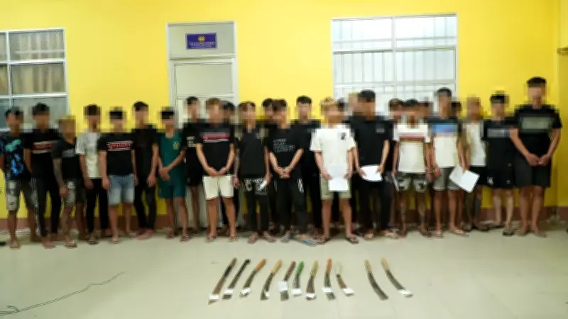 Bắt tạm giam 7 thanh niên gây rối trật tự công cộng tại TP Thủ Dầu Một