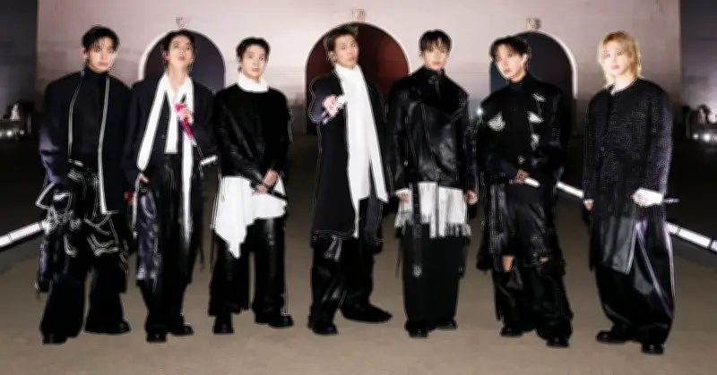 BTS Tái Hợp Gây Chấn Động, 200.000 Vé Seoul Bán Hết Trong Chớp Mắt