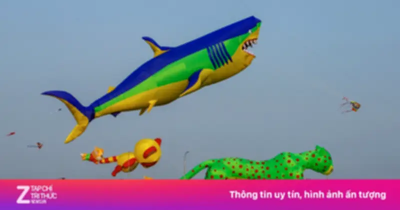 Bầu Trời Tây Ninh Rực Rỡ Với Hàng Trăm Cánh Diều Khổng Lồ Nghệ Thuật