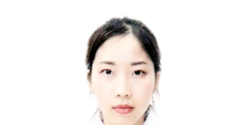 Cô gái lừa đảo dụ nạn nhân nạp tiền rồi đánh sập tài khoản bị truy nã