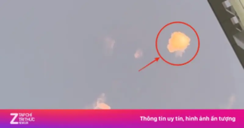 Cô gái Việt gây sốt với phản ứng hài hước khi tên lửa bay vèo trên bầu trời Doha