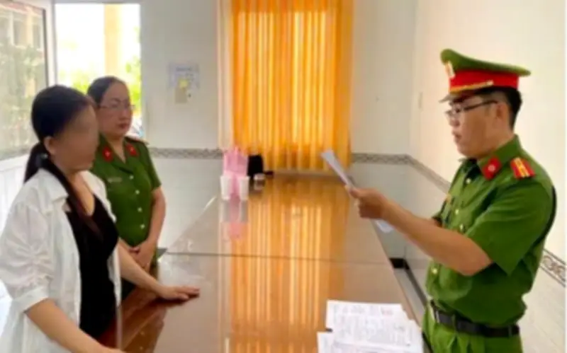 Cà Mau: Bắt giữ đối tượng lừa đảo chiếm đoạt hơn 2 tỷ đồng qua hình thức hụi