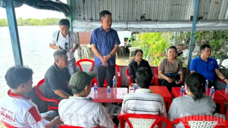 Cà Mau hỗ trợ khẩn cấp các hộ dân bị thiệt hại trong vụ cháy lớn tại chợ Vàm Đầm