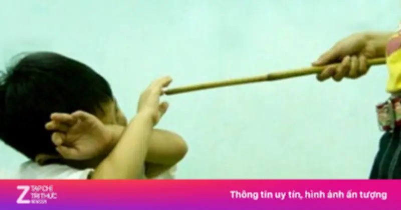 Cà Mau: Phụ huynh vào trường đánh học sinh 10 roi theo 'giao kèo' gây phẫn nộ