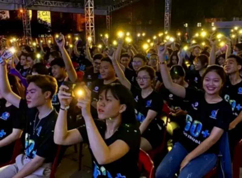 Cả nước tiết kiệm gần nửa triệu kWh điện trong Giờ Trái Đất 2026