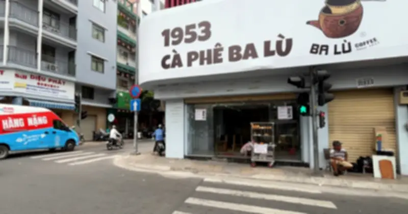 Cà Phê Vợt Ba Lù Mở Quán Mới: Bí Quyết 'Nhìn Khói Đoán Vị' Và Nỗi Lo Thất Truyền