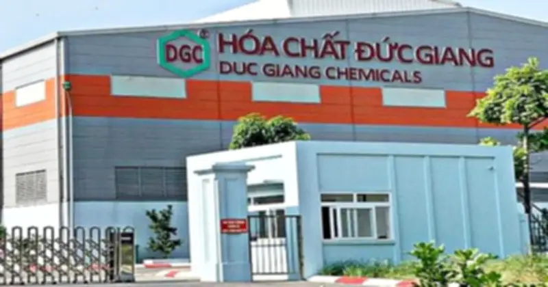 Cổ phiếu DGC lao dốc sau thông tin sai phạm môi trường và thuế tại Đức Giang