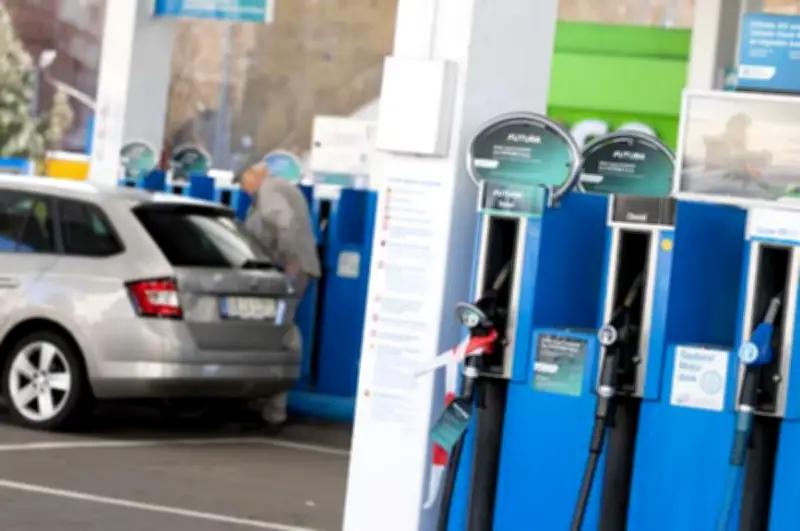 Đức thông qua gói biện pháp kiểm soát đà tăng giá nhiên liệu