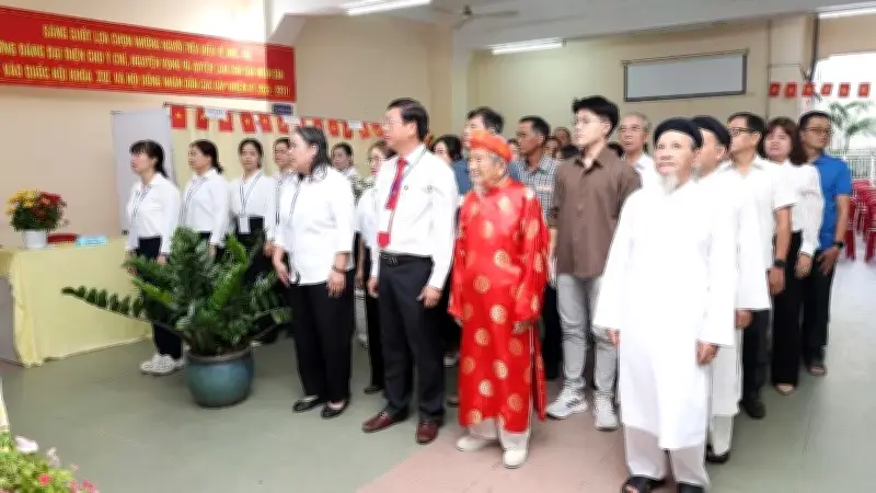 Cử Tri Cao Tuổi Thực Hiện Nghĩa Vụ Công Dân: Nhà Nghiên Cứu 106 Tuổi Và Anh Hùng 98 Tuổi Bỏ Phiếu