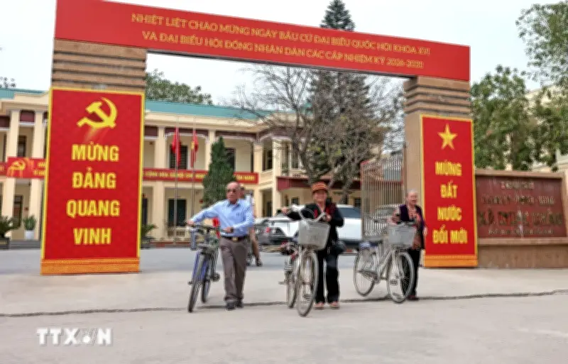 Cử Tri Gửi Gắm Khát Vọng Về Tầm Vóc Mới Cho Thủ Đô Trong Ngày Bầu Cử