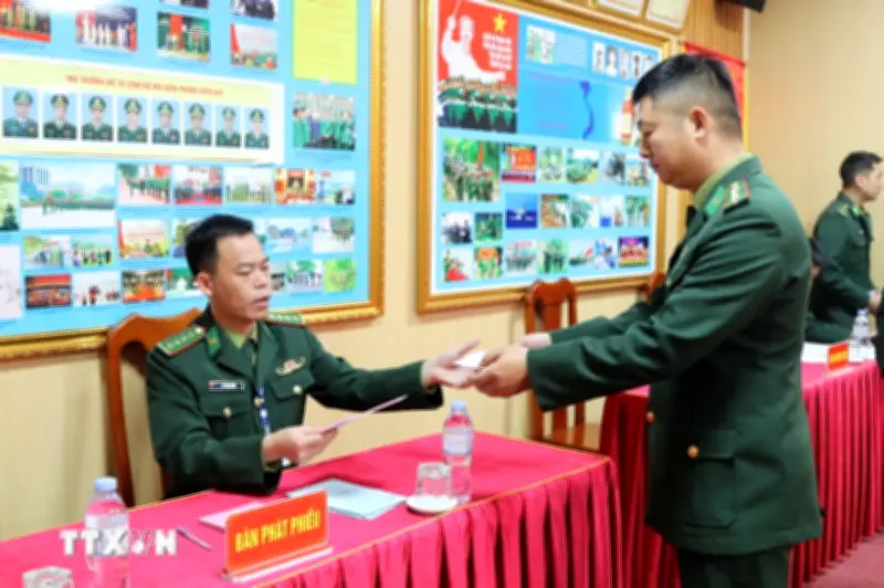 Cử Tri Lạng Sơn Hăng Hái Thực Hiện Quyền Bầu Cử Quốc Hội Và HĐND