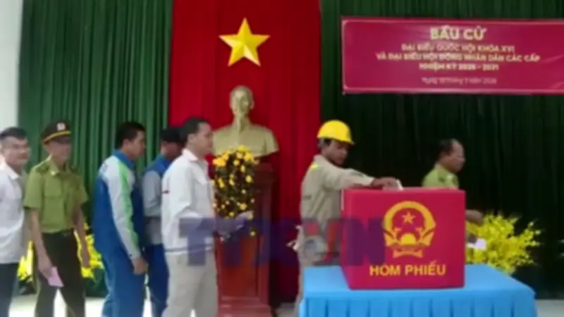 Cử Tri Đảo Hòn Khoai Bầu Cử Sớm, Thể Hiện Tinh Thần Dân Chủ Trên Biển Đảo