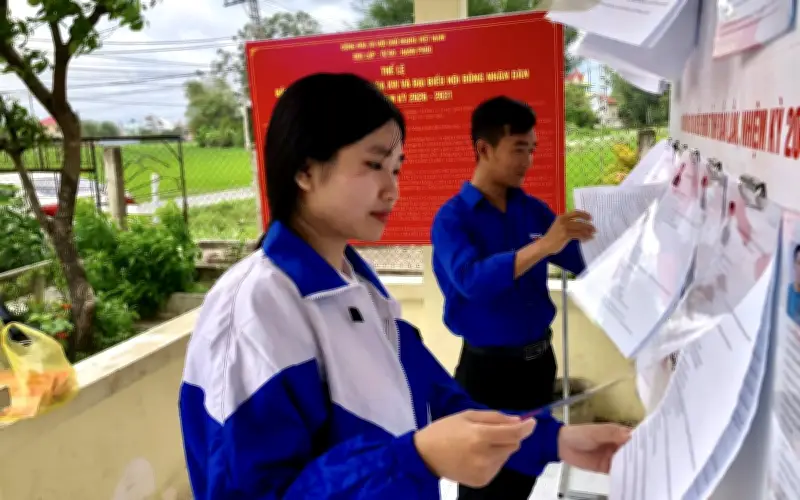 Cử Tri Trẻ Đắk Lắk Hào Hứng Với Lá Phiếu Đầu Đời Trong Bầu Cử Quốc Hội