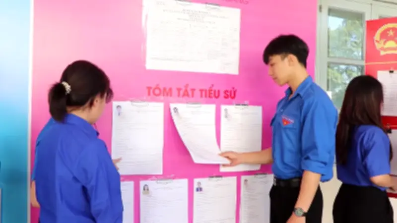 Cử Tri Trẻ Tỉnh Đắk Lắk Hào Hứng Chuẩn Bị Cho Ngày Bầu Cử Quốc Hội